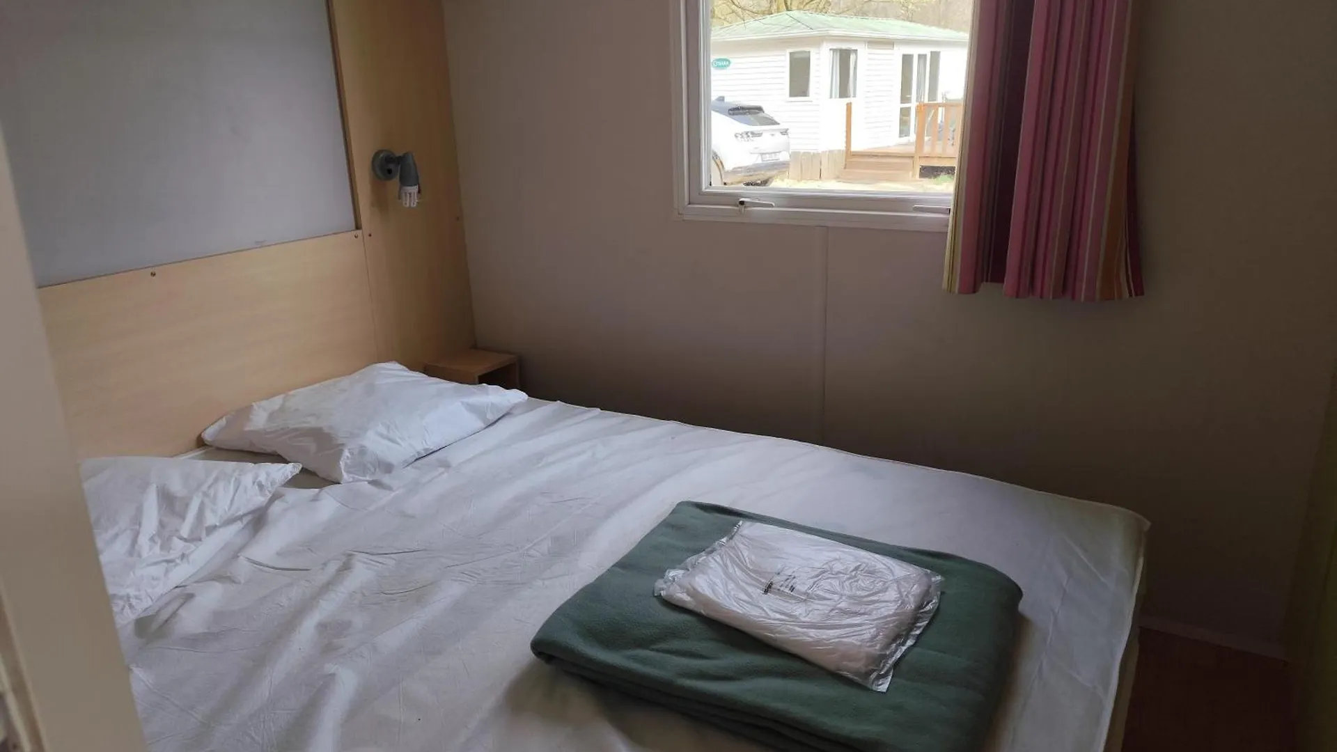 مكان تخييم Camping De La Vallee Du Doux Boucieu-Le-Roi