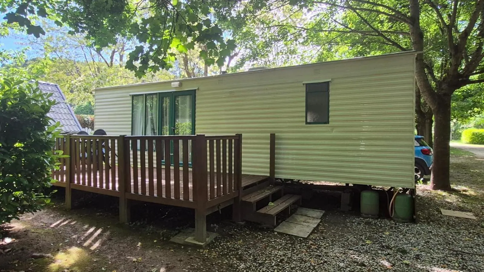Camping De La Vallee Du Doux Boucieu-Le-Roi