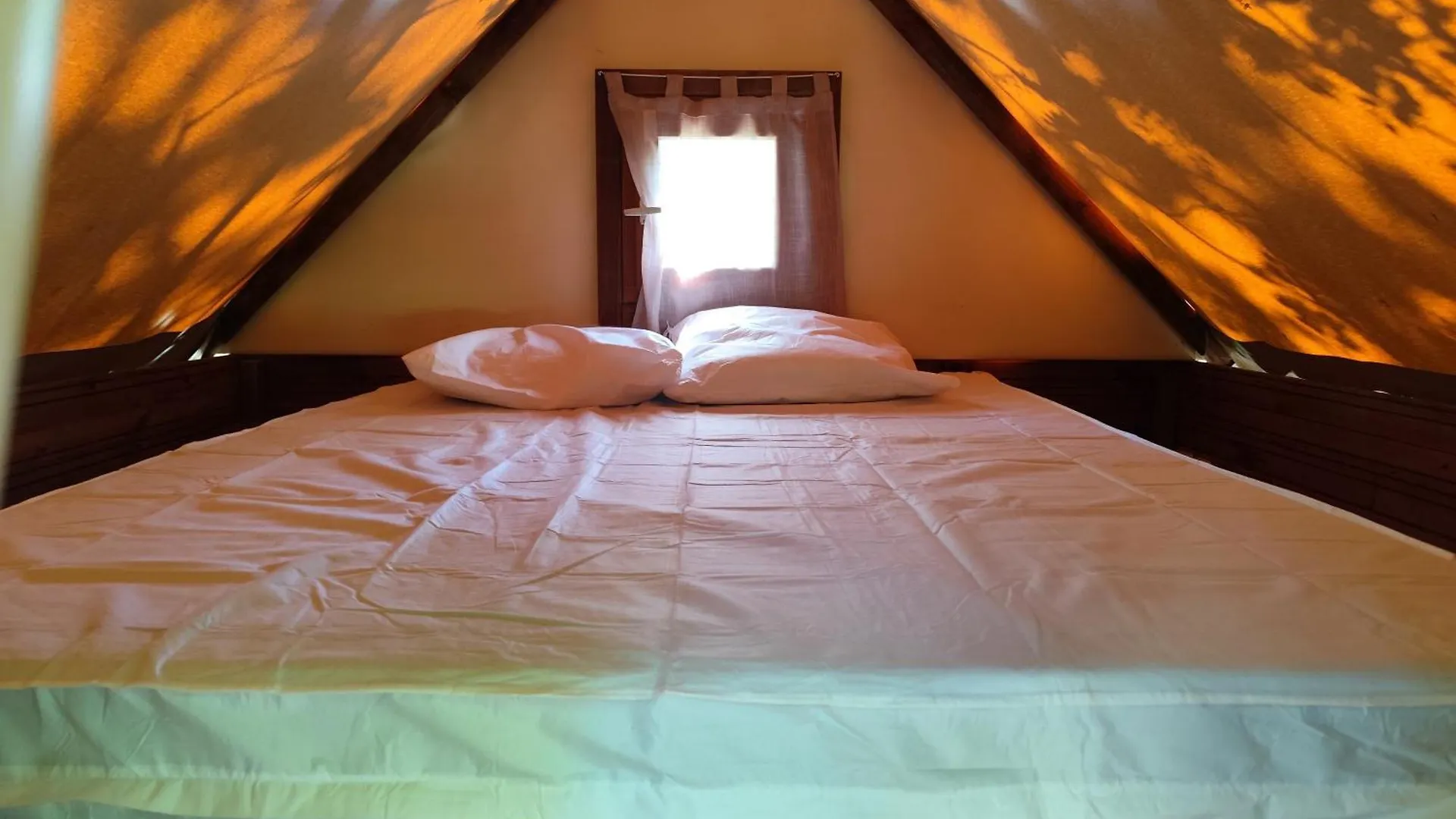Camping De La Vallee Du Doux Boucieu-Le-Roi 0*,